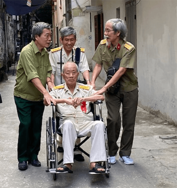 Đại tá, nhà báo, nhà văn Nguyễn Trần Thiết trong ký ức người thân và đồng đội