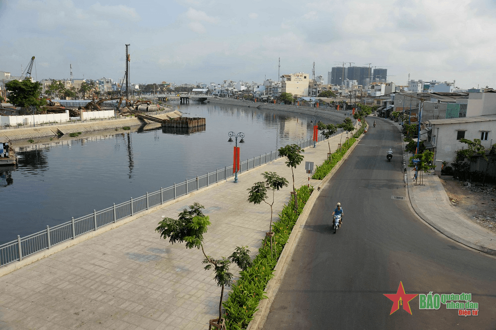 “Cây đũa thần” thúc đẩy hạ tầng giao thông phát triển