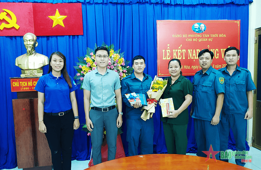 Chủ động tạo nguồn kết nạp đảng viên