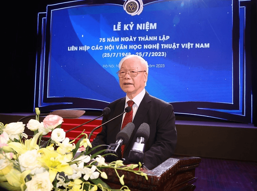 Đội ngũ văn nghệ sĩ nước nhà cần tiếp tục phát huy truyền thống vẻ vang, đẩy mạnh đổi mới sáng tạo, đáp ứng tốt hơn nữa yêu cầu của sự nghiệp chấn hưng văn hóa, xây dựng con người Việt Nam trong thời kỳ mới