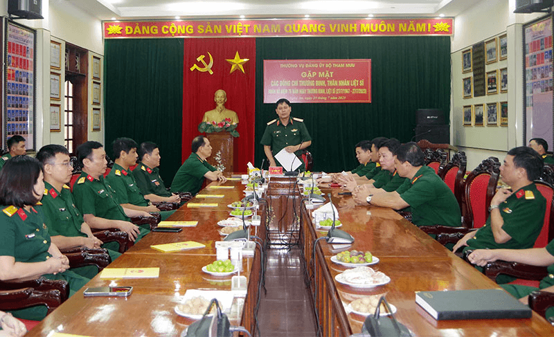 Bộ Tham mưu Quân khu 4: Gặp mặt thương binh, thân nhân liệt sĩ đang công tác tại cơ quan