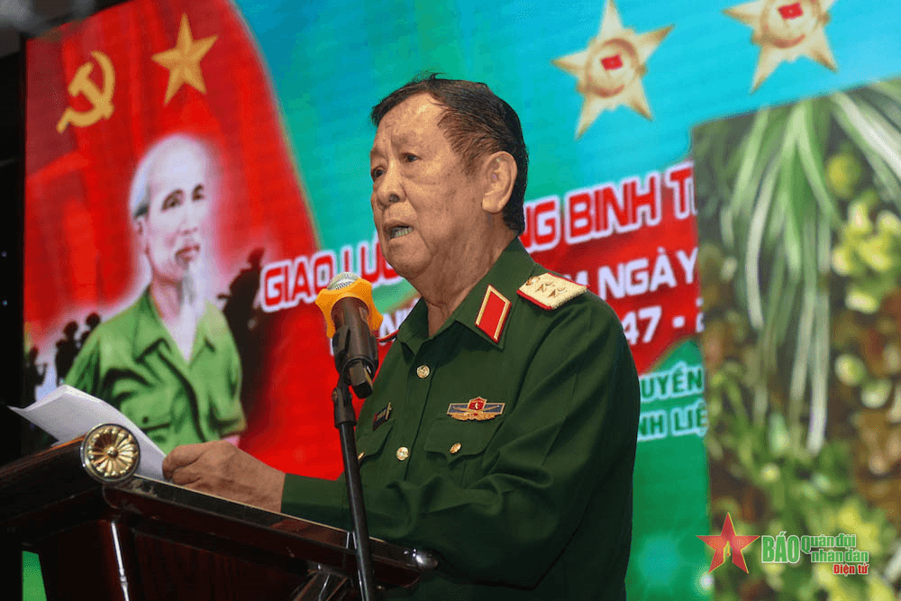 Họp mặt, giao lưu thương binh tiêu biểu và gia đình liệt sĩ