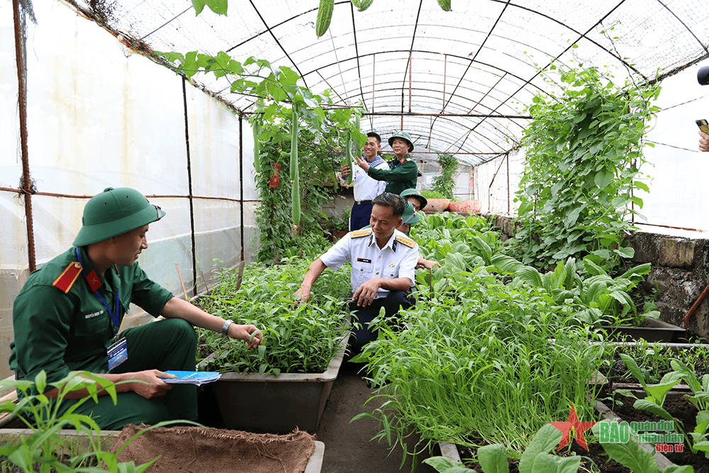Hát vang khúc ca về Trường Sa hào hùng