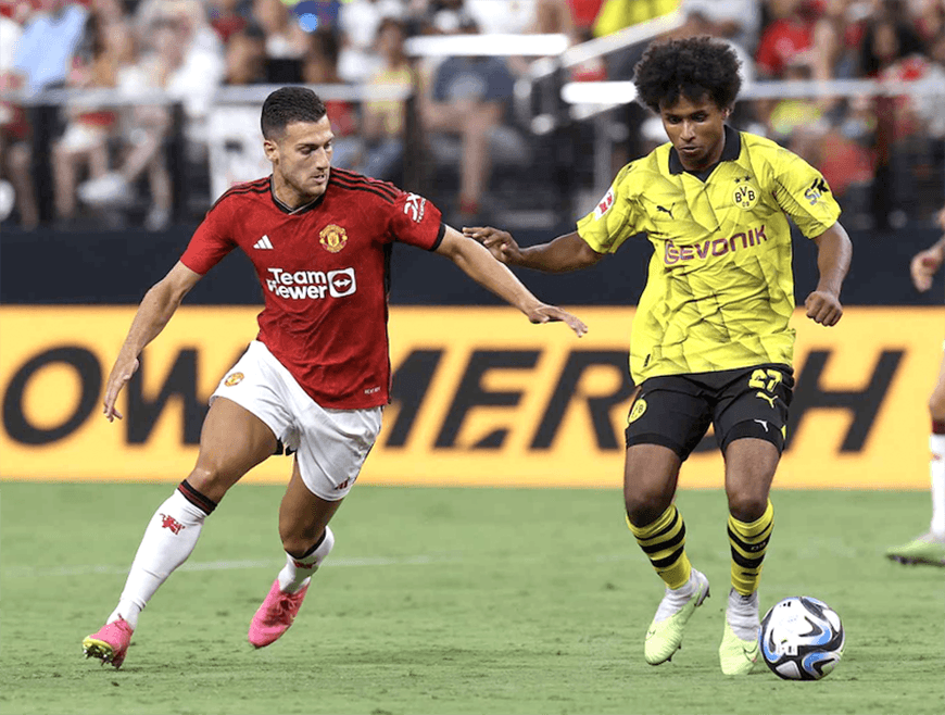 Kết quả Man Utd đấu với Dortmund: Công làm thủ phá