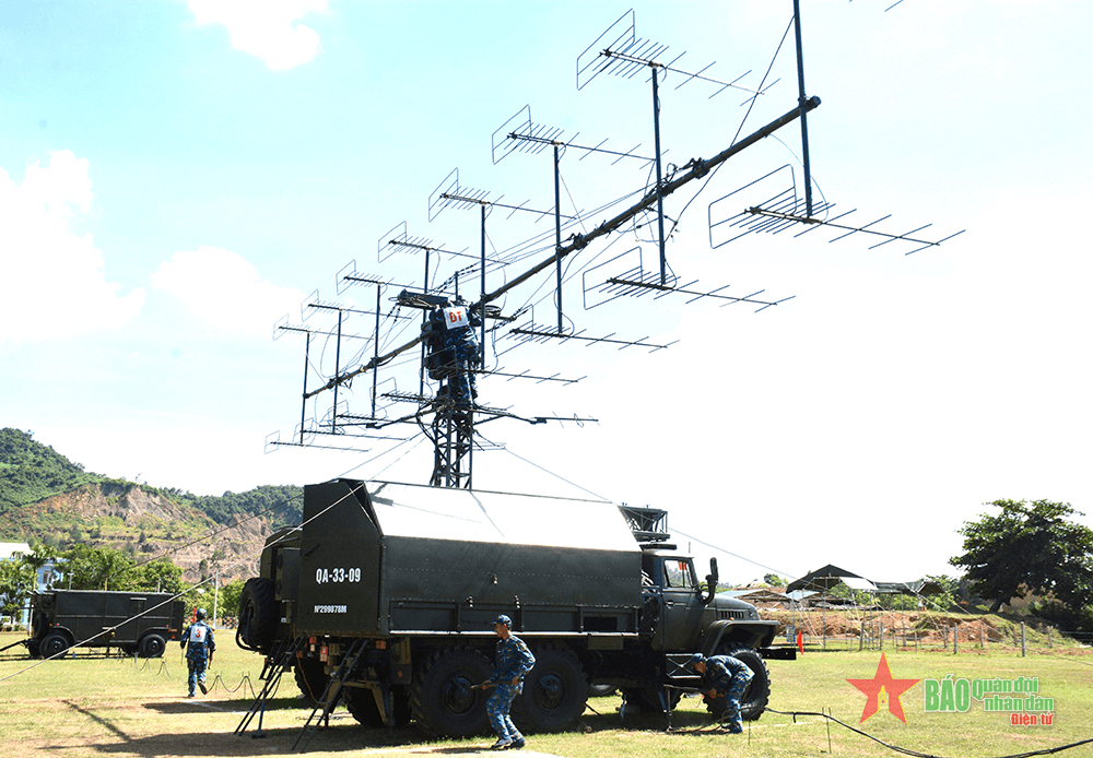 Nâng tầm kíp chiến đấu trung đoàn radar