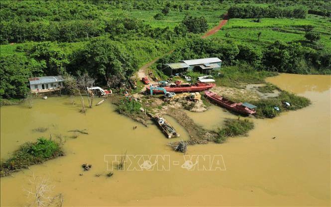 Thủ tướng chỉ đạo tập trung ứng phó mưa lũ, sạt lở đất, bảo đảm an toàn hồ đập tại các tỉnh Tây Nguyên