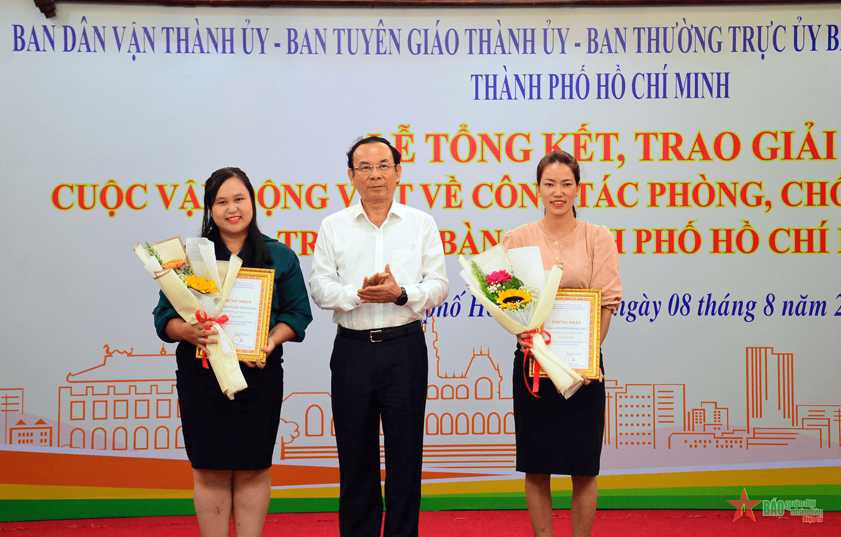 TP Hồ Chí Minh trao 84 giải thưởng viết về phòng, chống dịch Covid-19
