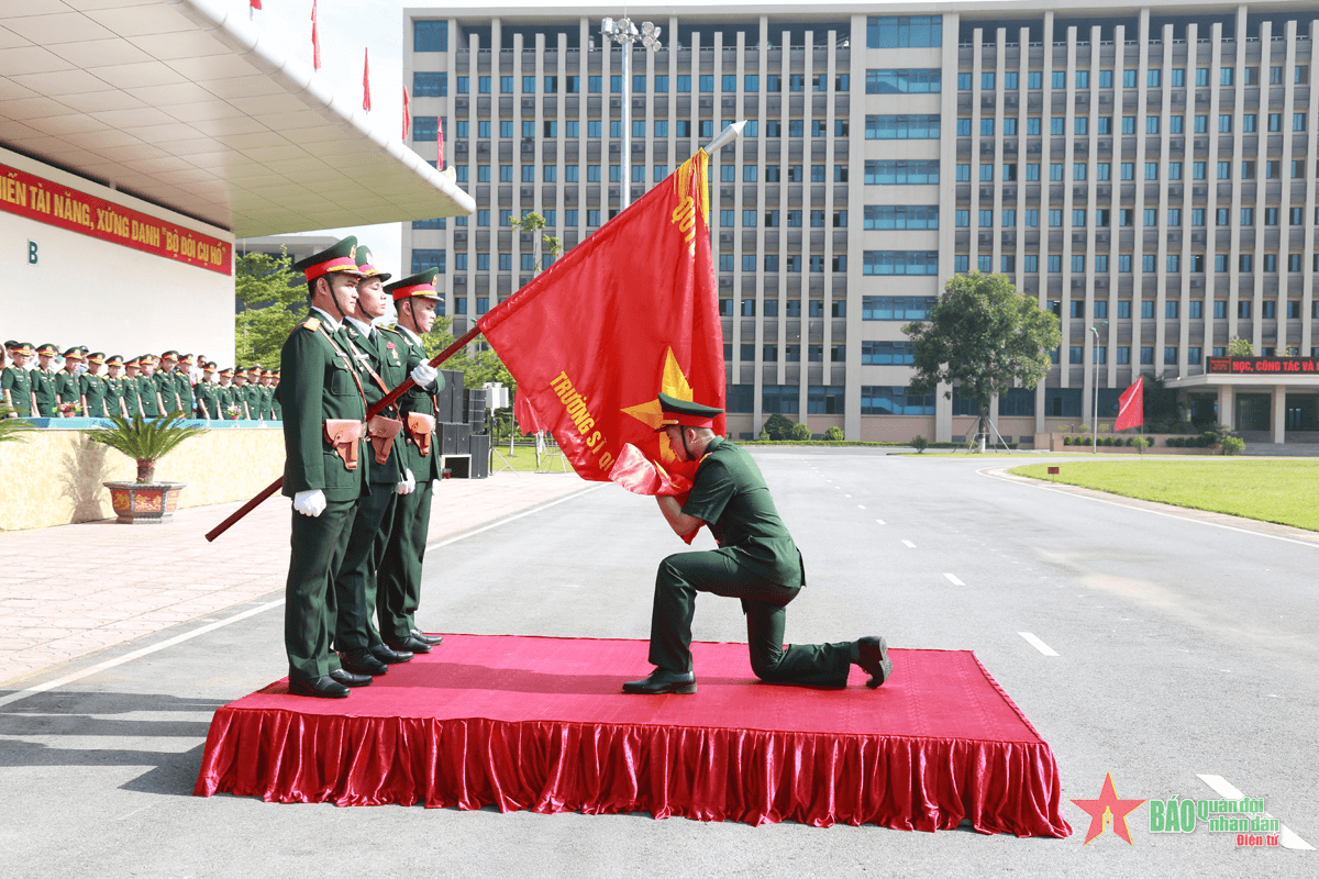 Trường Sĩ quan Chính trị tổ chức Lễ tốt nghiệp năm 2023