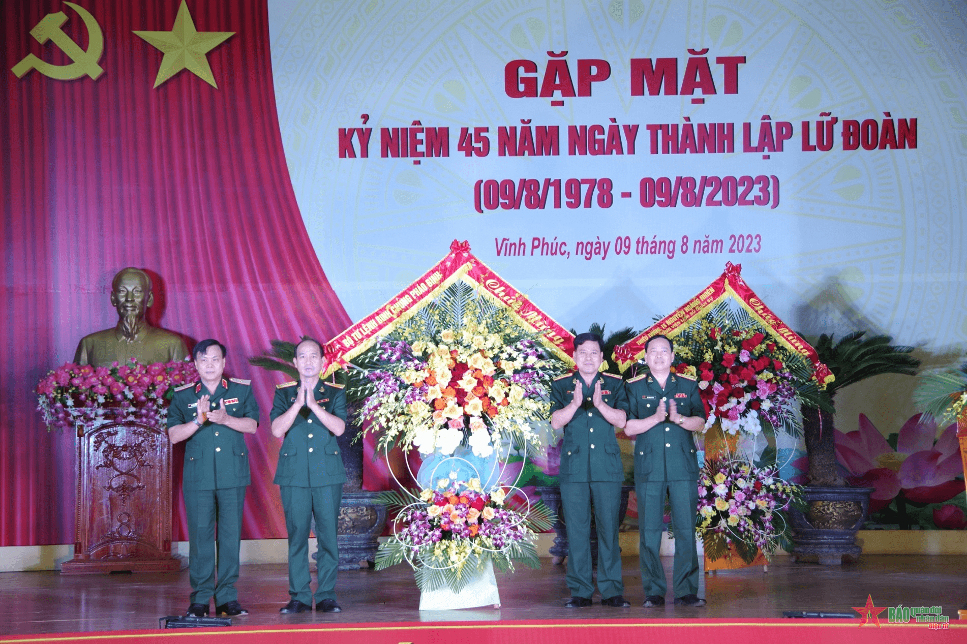 Lữ đoàn Pháo phản lực 204 kỷ niệm 45 năm Ngày truyền thống