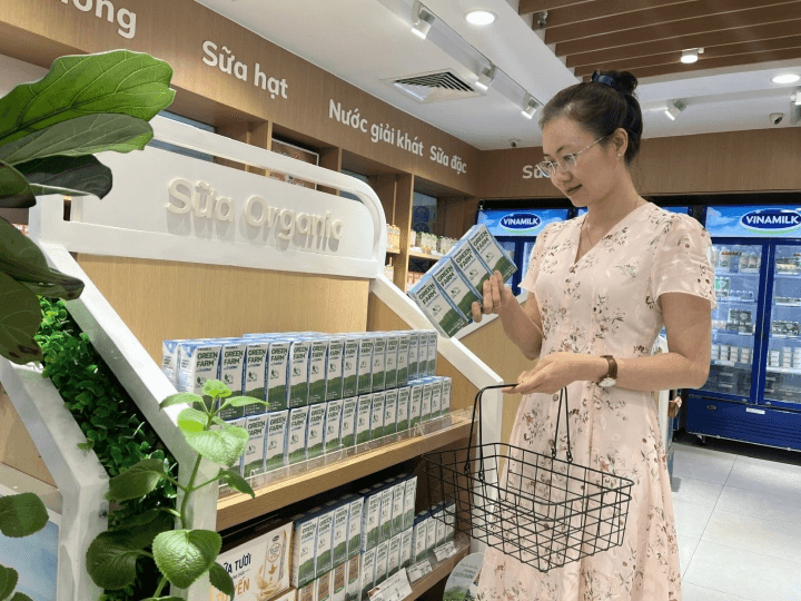 Vinamilk giành Giải vàng chất lượng cho cả sữa tươi và sữa hạt tại Monde Selection