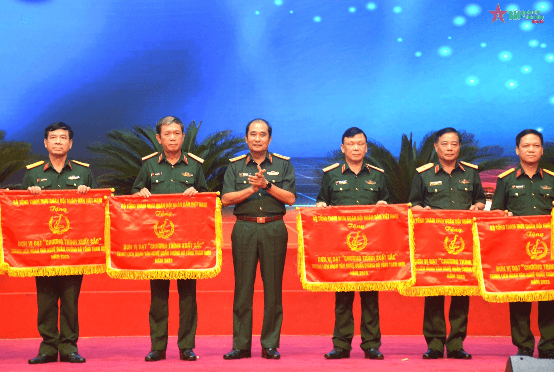 Công diễn và trao thưởng Liên hoan văn nghệ quần chúng Bộ Tổng tham mưu năm 2023