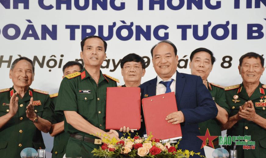 Chung “dòng máu lính”