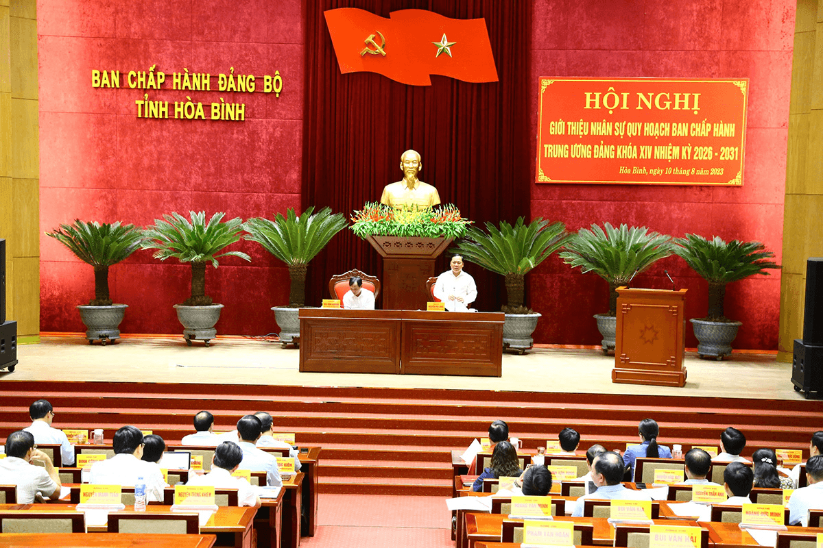 Giới thiệu nhân sự quy hoạch Ban Chấp hành Trung ương Đảng khóa XIV