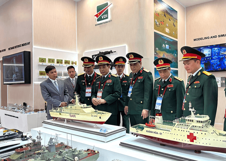 Đại tướng Phan Văn Giang dự Diễn đàn Kỹ thuật - Quân sự quốc tế 2023

​