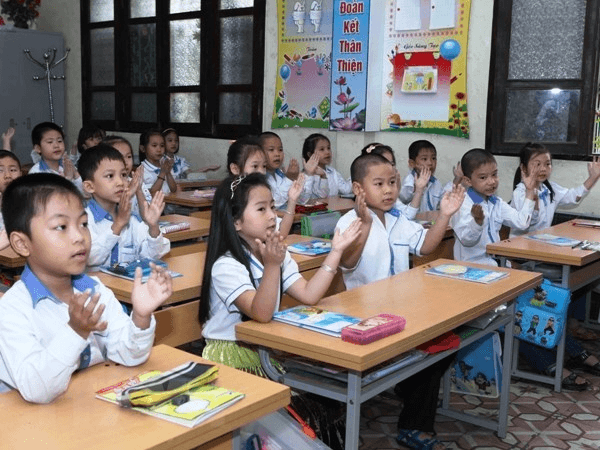 Mùa tựu trường nhân ái