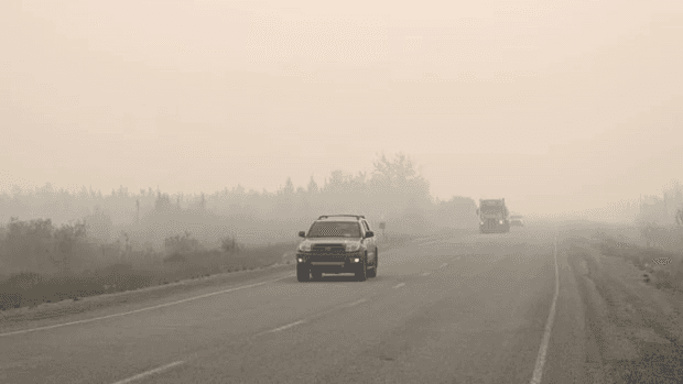 Hàng chục nghìn người phải sơ tán do cháy rừng ở Canada và cháy rừng bùng phát ở bang Washington (Mỹ)