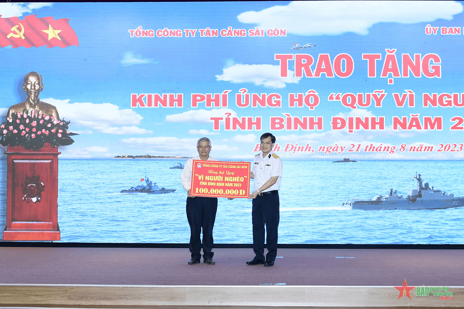 Tổng công ty Tân Cảng Sài Gòn nhận đỡ đầu con ngư dân tại Bình Định