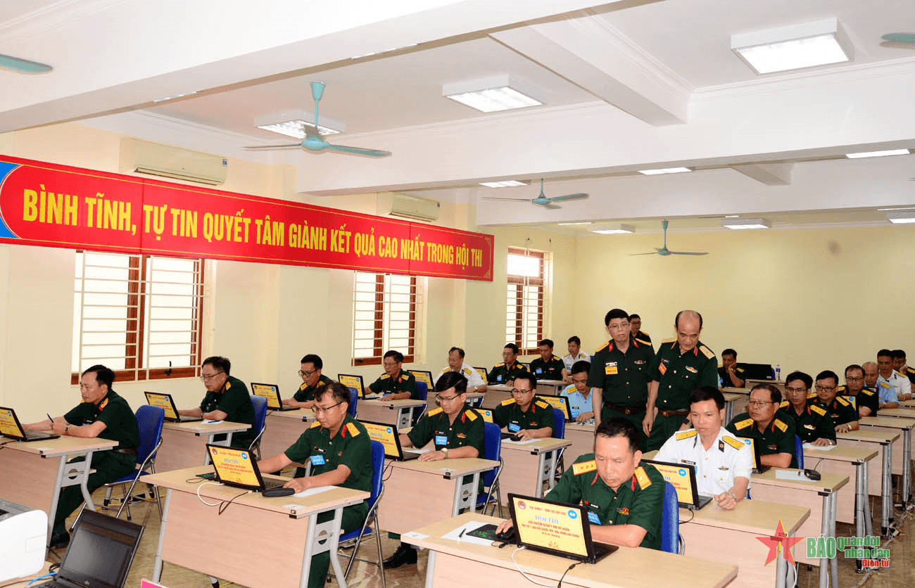 Chủ nhiệm quân y sư đoàn và vùng hải quân đua tài