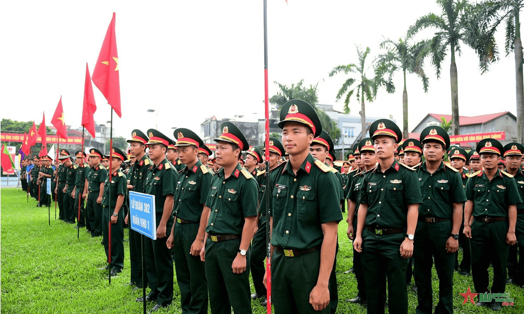 Sôi nổi Ngày hội “Thanh niên Quân đội với văn hóa giao thông”