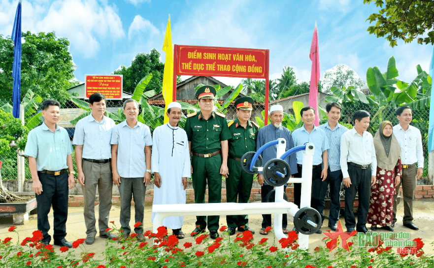 LLVT Quân khu 7: Vun đắp nghĩa tình với đồng bào dân tộc, tôn giáo