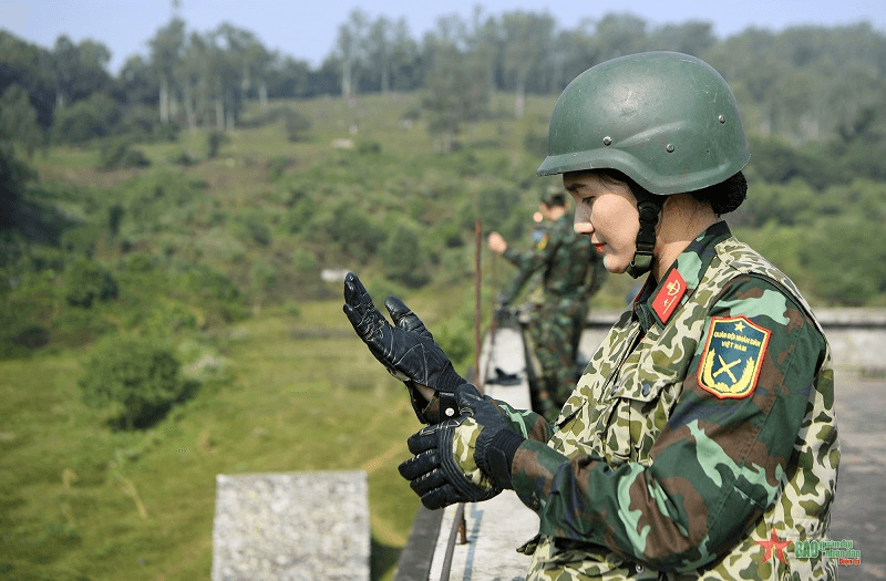Sĩ quan, quân nhân chuyên nghiệp hưởng phụ cấp thâm niên thế nào?