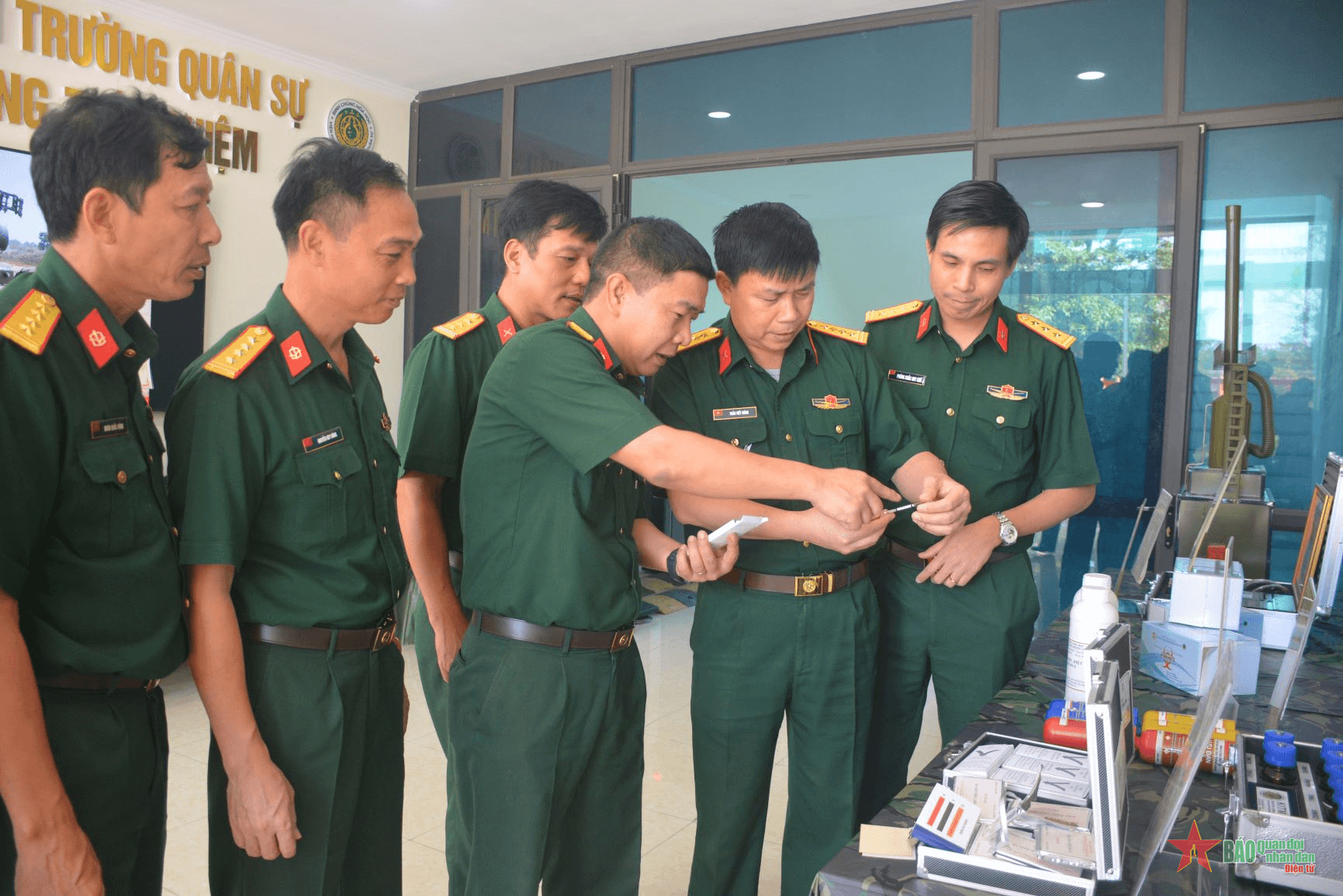 Đề xuất mở rộng quyền lợi, khích lệ sáng tạo, nhân rộng điển hình trong tuổi trẻ Quân đội