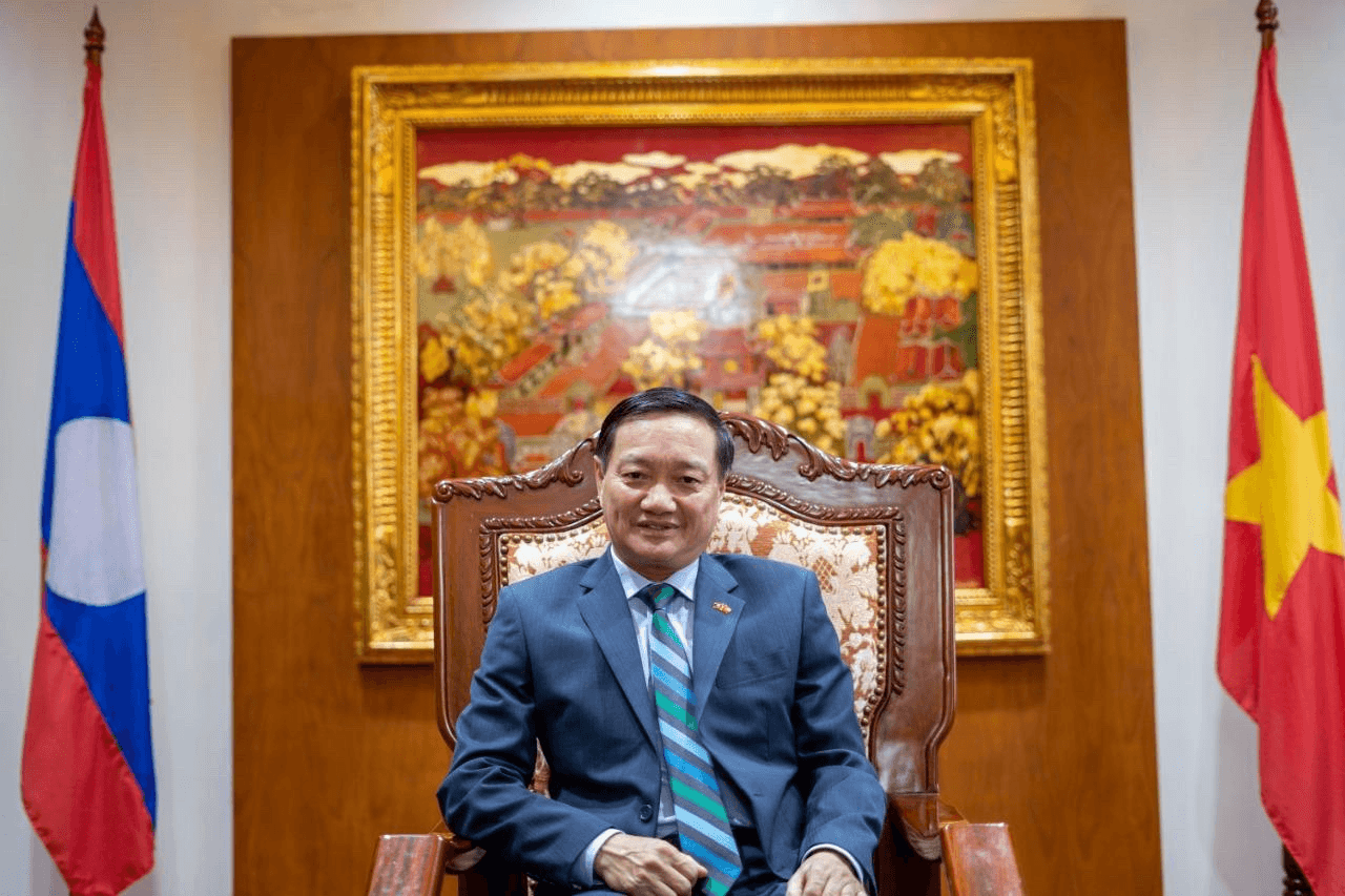Vun đắp quan hệ Việt Nam - Lào vì lợi ích thiết thực của nhân dân hai nước