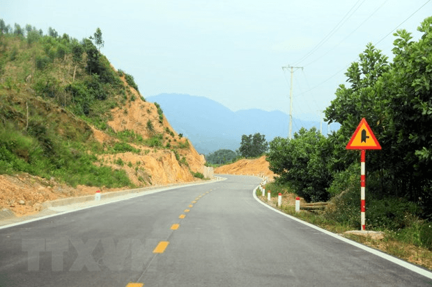Khánh thành tuyến đường nối Cửa khẩu Móng Cái và Bắc Phong Sinh