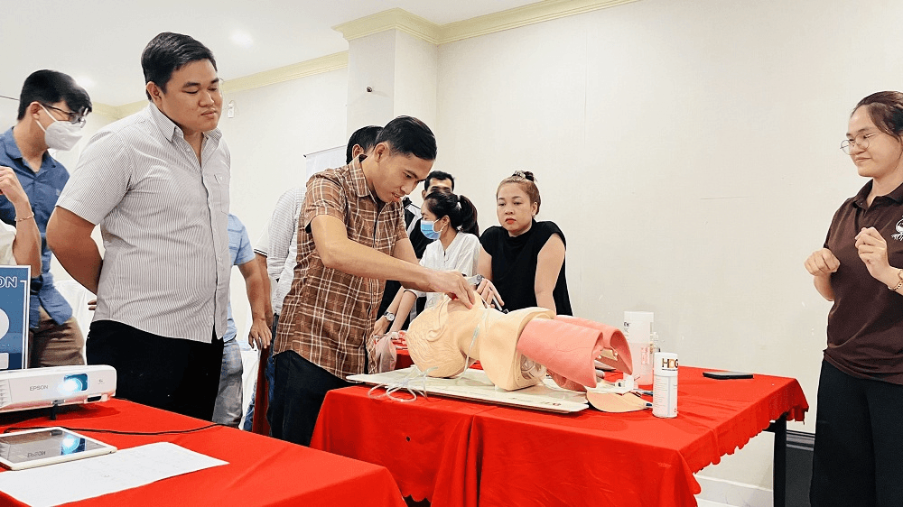 Tăng cường năng lực thực hành cấp cứu xử trí các ca bệnh nhiễm khuẩn hô hấp cấp tính nặng