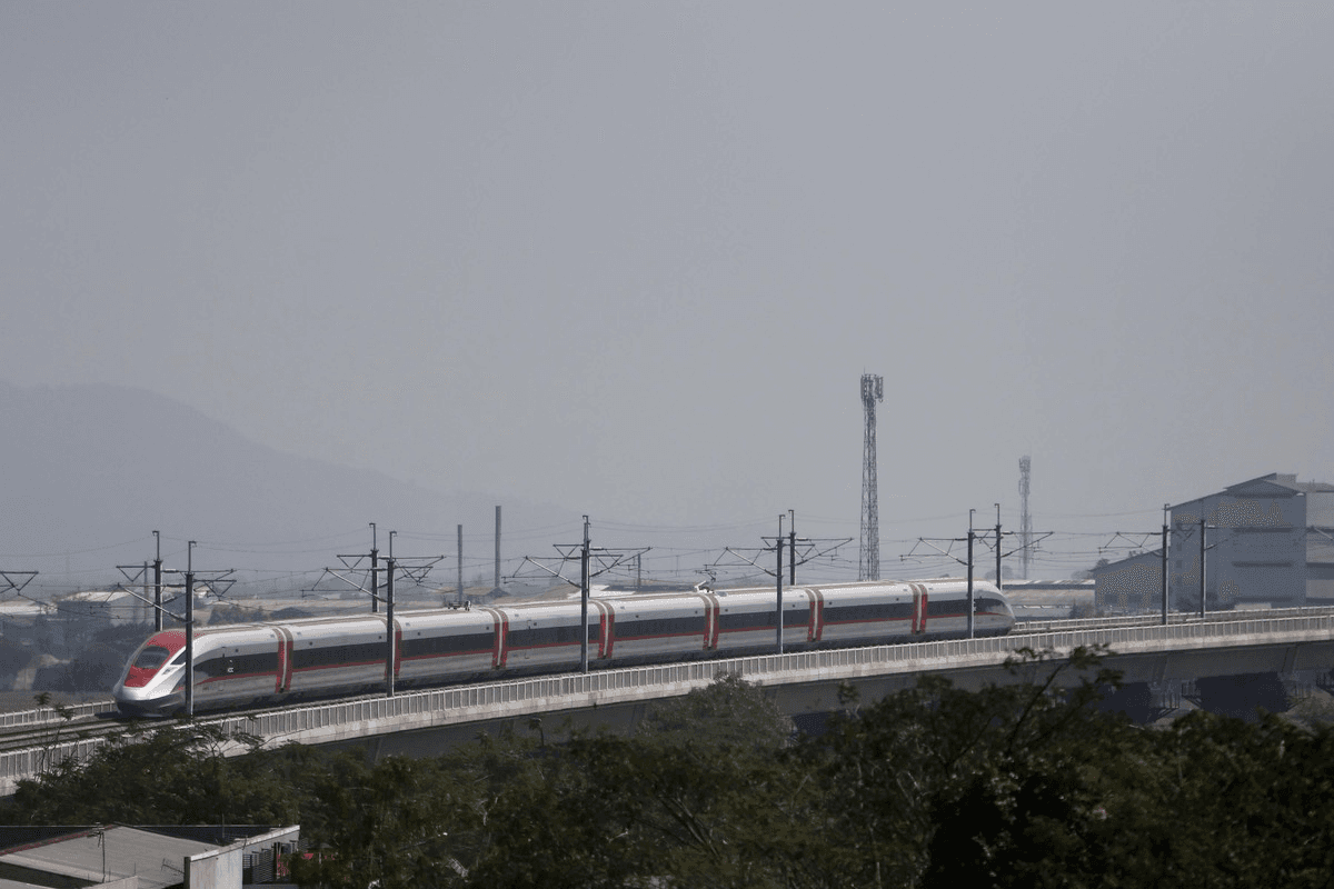 Indonesia đưa vào vận hành tuyến đường sắt cao tốc đầu tiên ở Đông Nam Á
