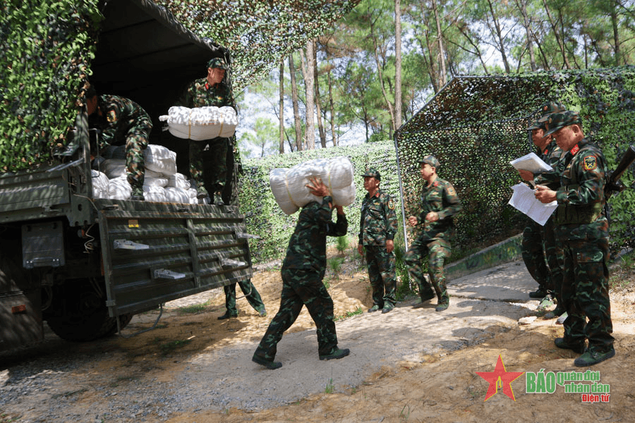 Cục Hậu cần Quân khu 4: Diễn tập Chỉ huy-Tham mưu 1 bên 1 cấp có một phần thực binh cho các phân đội