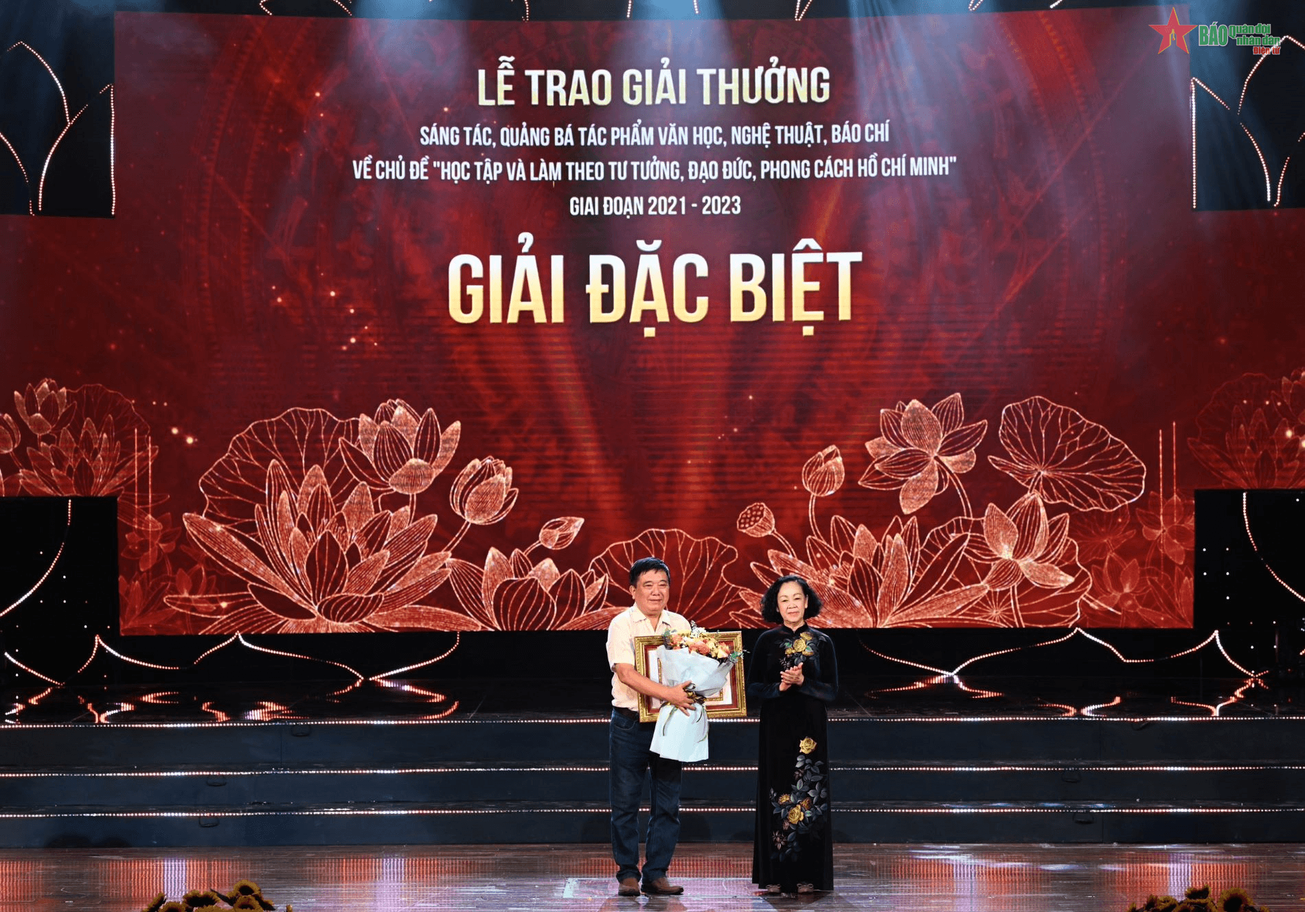 238 tác phẩm, công trình đạt giải sáng tác, quảng bá về học tập và làm theo Bác