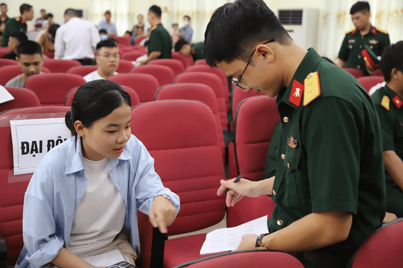 Học viện Kỹ thuật Quân sự đón 458 học viên mới khóa 59