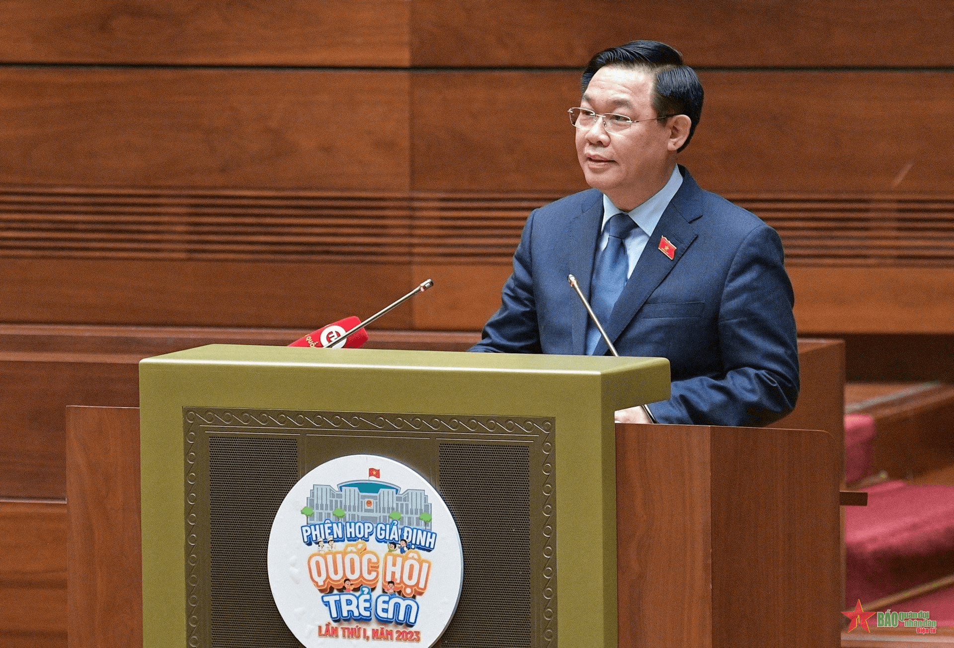 Chủ tịch Quốc hội Vương Đình Huệ dự Phiên họp giả định "Quốc hội trẻ em" lần thứ nhất