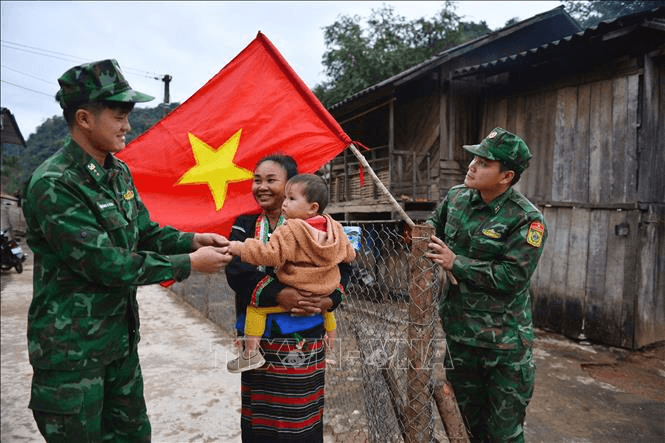 Quyền lợi của sĩ quan Quân đội nhân dân Việt Nam thôi phục vụ tại ngũ