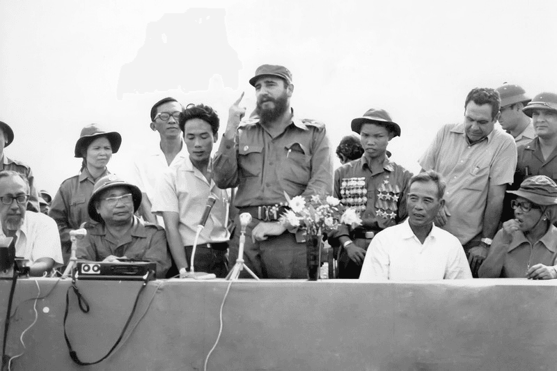 Chủ tịch Cuba Fidel Castro: "Cảm ơn Việt Nam, ngàn lần cảm ơn!”