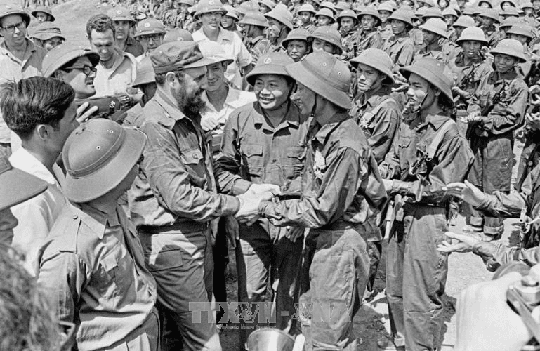 Vì Việt Nam…nguyện hiến dâng cả máu!