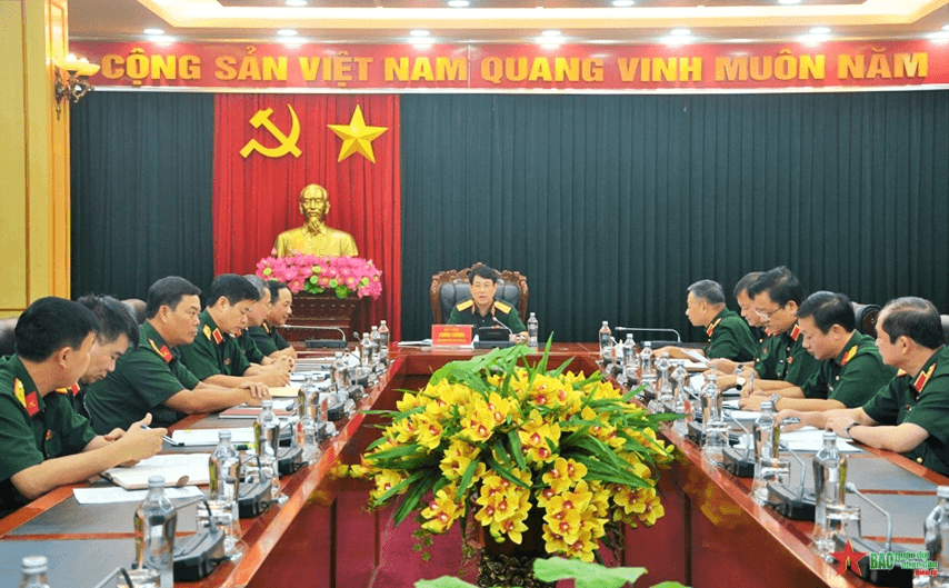 Đại tướng Lương Cường chủ trì họp Ban Chủ nhiệm Tổng cục Chính trị