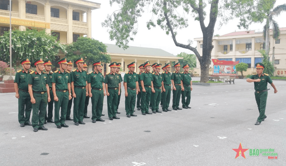 Ban CHQS huyện Tiên Lữ (Hưng Yên): Xây dựng đơn vị điểm về huấn luyện điều lệnh