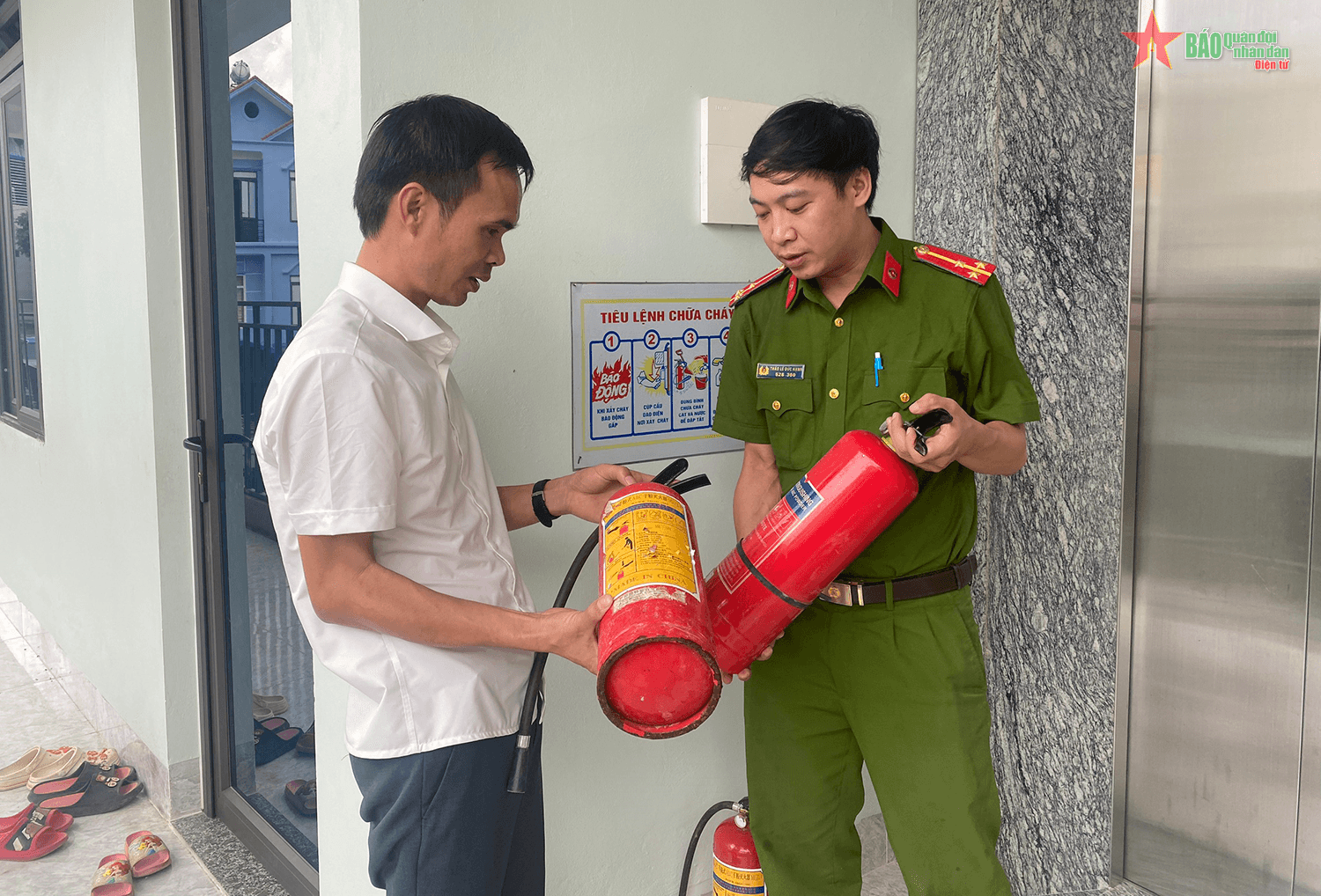 TP Điện Biên Phủ ra quân kiểm tra phòng cháy, chữa cháy tại các chung cư mini