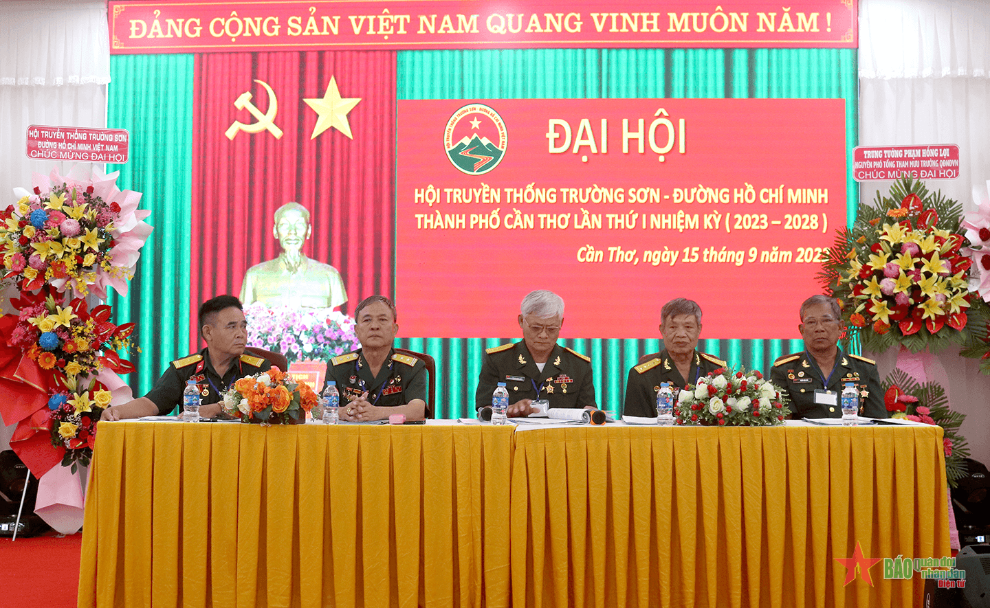 Bộ đội Trường Sơn thành phố Cần Thơ góp sức xây dựng quê hương