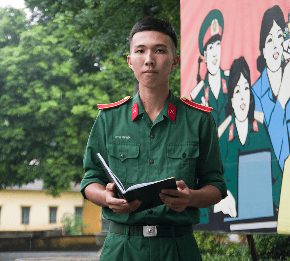 Ông là du kích, bố là thương binh, con 2 lần chinh phục thành công Trường Sĩ quan Chính trị