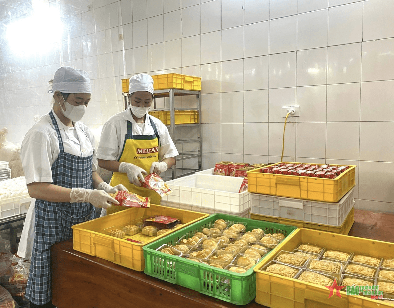 Ghé thăm gia đình có truyền thống làm bánh Trung thu gần 60 năm ở Thủ đô