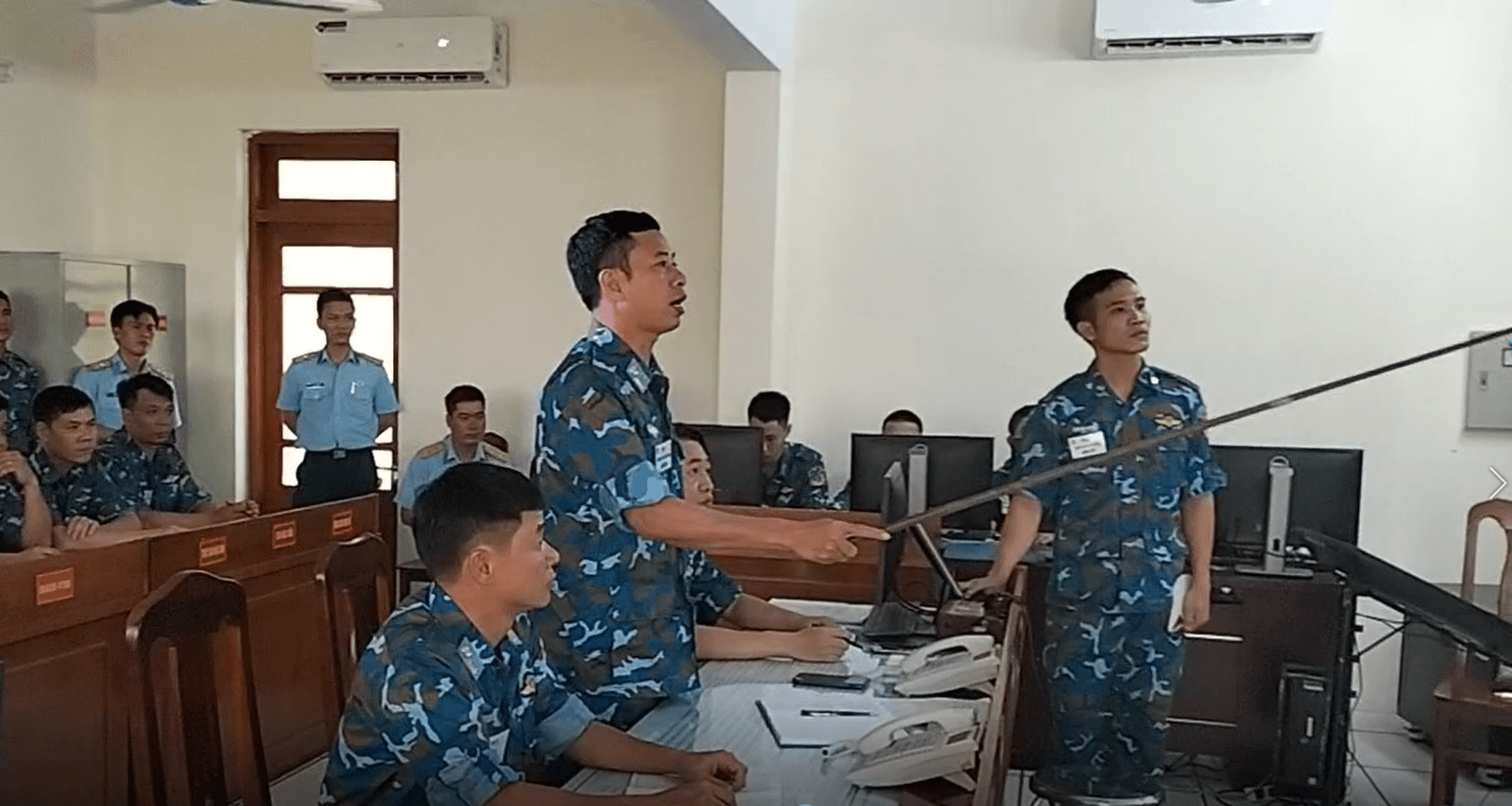 Xứng là trung đoàn trưởng giỏi