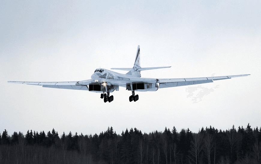 Quân sự thế giới hôm nay (17-9): Máy bay ném bom chiến lược Tu-160 sẽ được trang bị tên lửa hành trình có tầm bắn 6.500km