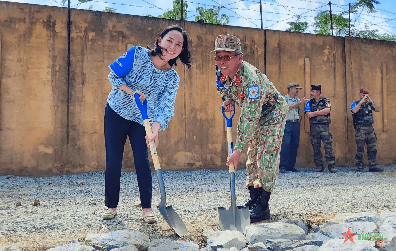 Công binh Nhật Bản làm đường kỷ niệm 50 năm thiết lập quan hệ ngoại giao Việt Nam - Nhật Bản
