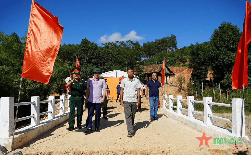 Quảng Bình: Khánh thành và bàn giao công trình cầu dân sinh