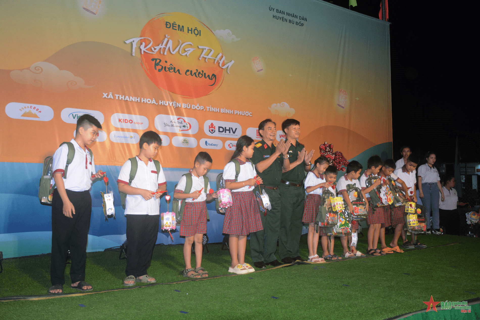 Đêm hội “Trăng thu biên cương” biên giới tỉnh Bình Phước