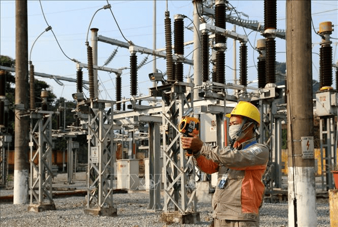 Đề xuất cơ chế đặc thù làm đường dây 500kV kéo điện ra Bắc
