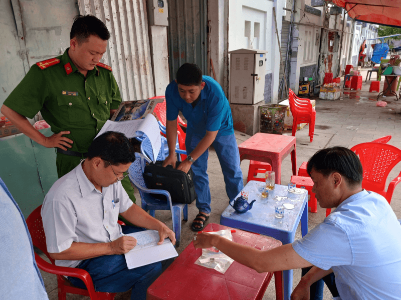 Điều tra vụ nổ súng tại quán nước ở Tiền Giang